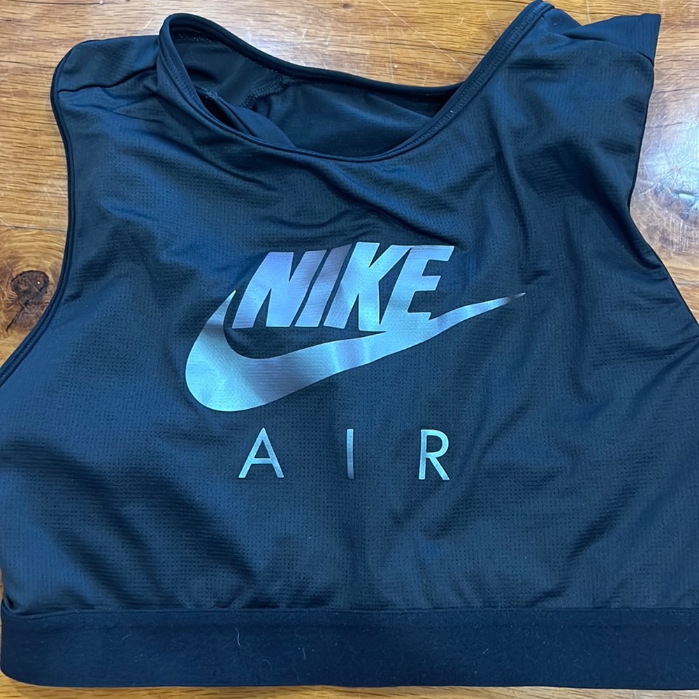 Nike sports bra size small. NWOT